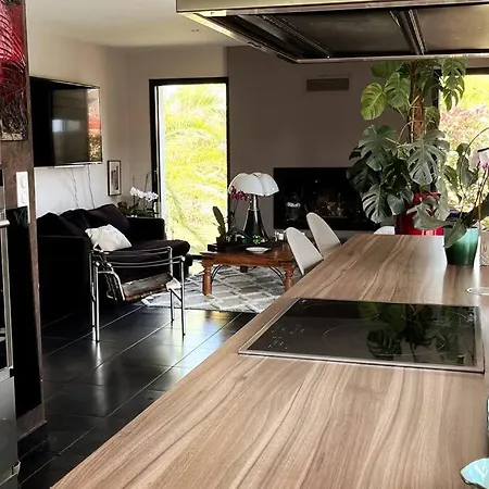Maison D'architecte Piscine & Jacuzzi * オンドル